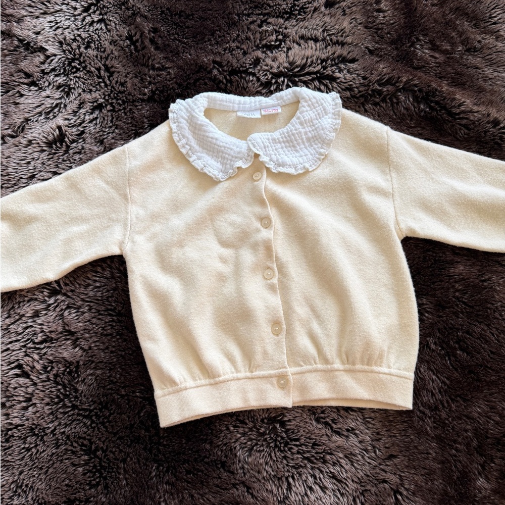 Zara Cream Cardigan Button Down Sweater with White Peter Pan Collar
